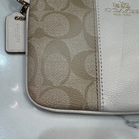 Coach Beige and Cream Wristlet - Picture 3 of 16